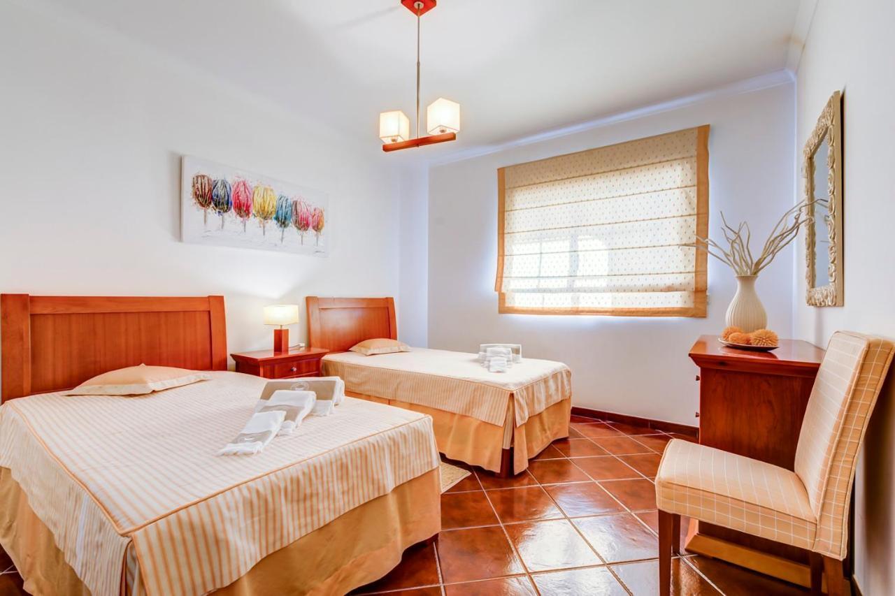 Altura Prime - 5 Suites, Private Pool And Parking, Walk To Beach Exteriör bild